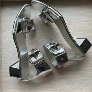 Authentic Gucci silver buckle strapped sandal with block heel